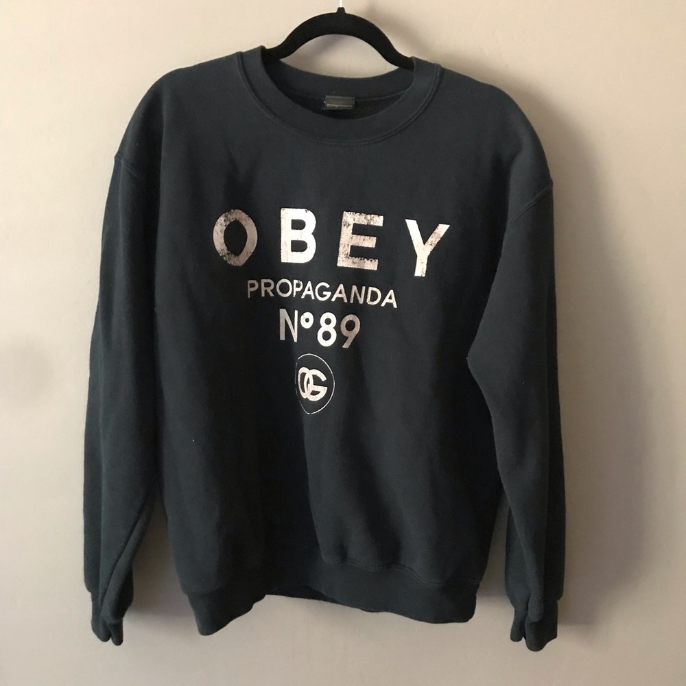 Obey crewneck